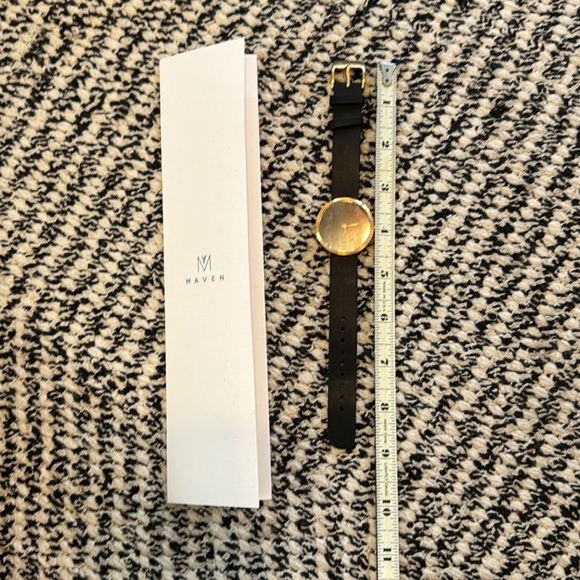 Maven Black Watch with Brass Detail - Picture 5 of 8